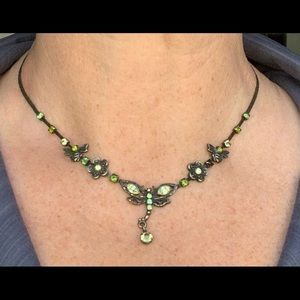💚 1928 green jeweled dragonfly necklace
